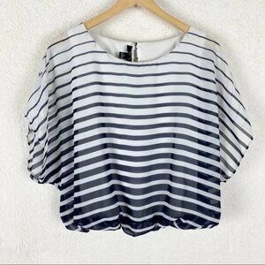BCX Stripe Navy/white Balloon bottom Top Size:  S